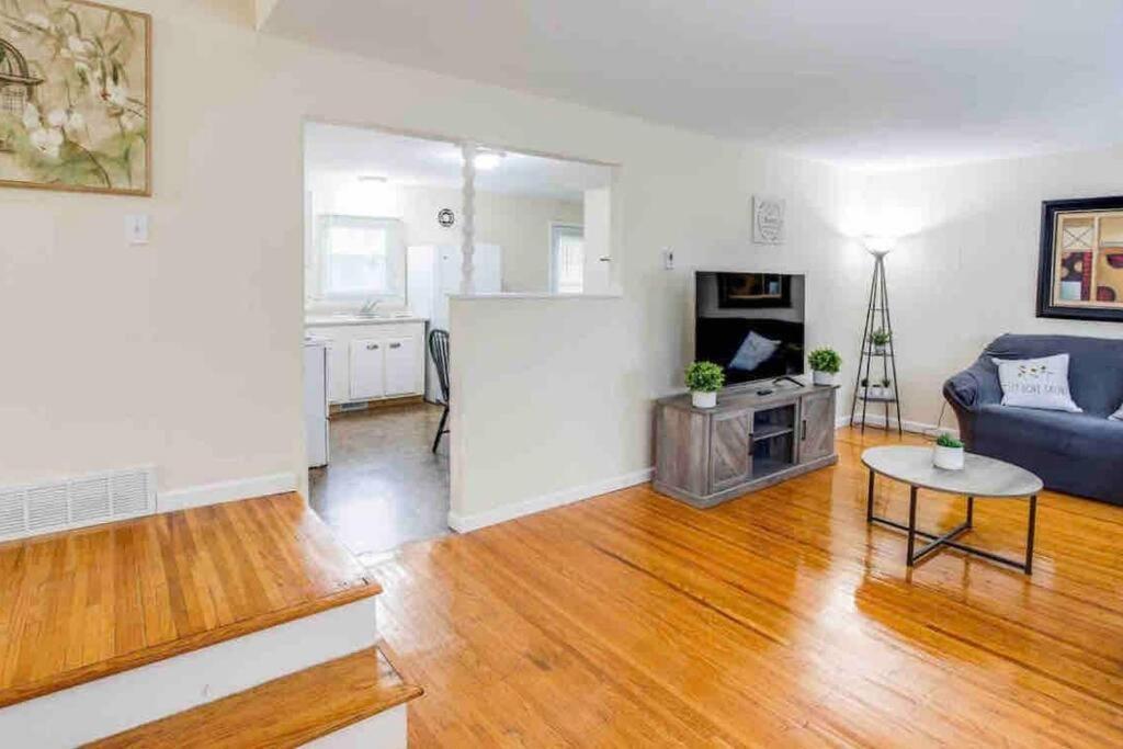 Apartmán Amazing Ranch Mins Away From Airprt/Rit/Dwtn/Uofr Rochester Exteriér fotografie