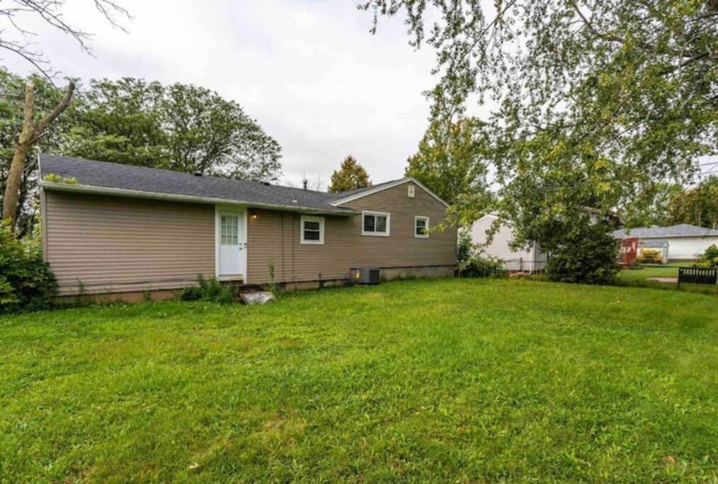 Apartmán Amazing Ranch Mins Away From Airprt/Rit/Dwtn/Uofr Rochester Exteriér fotografie