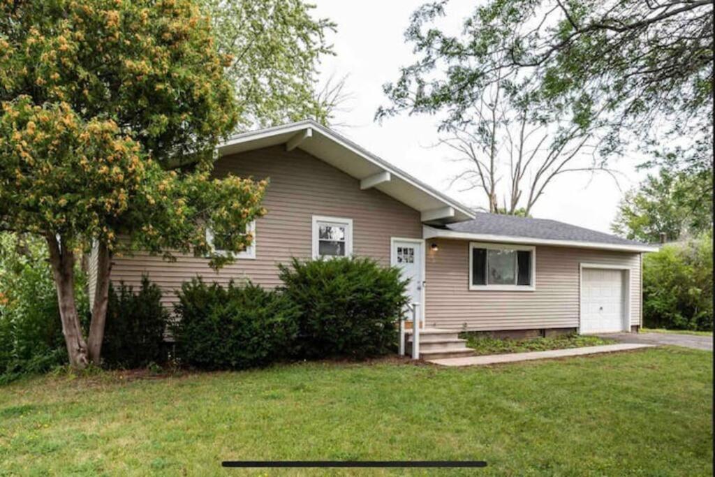 Apartmán Amazing Ranch Mins Away From Airprt/Rit/Dwtn/Uofr Rochester Exteriér fotografie
